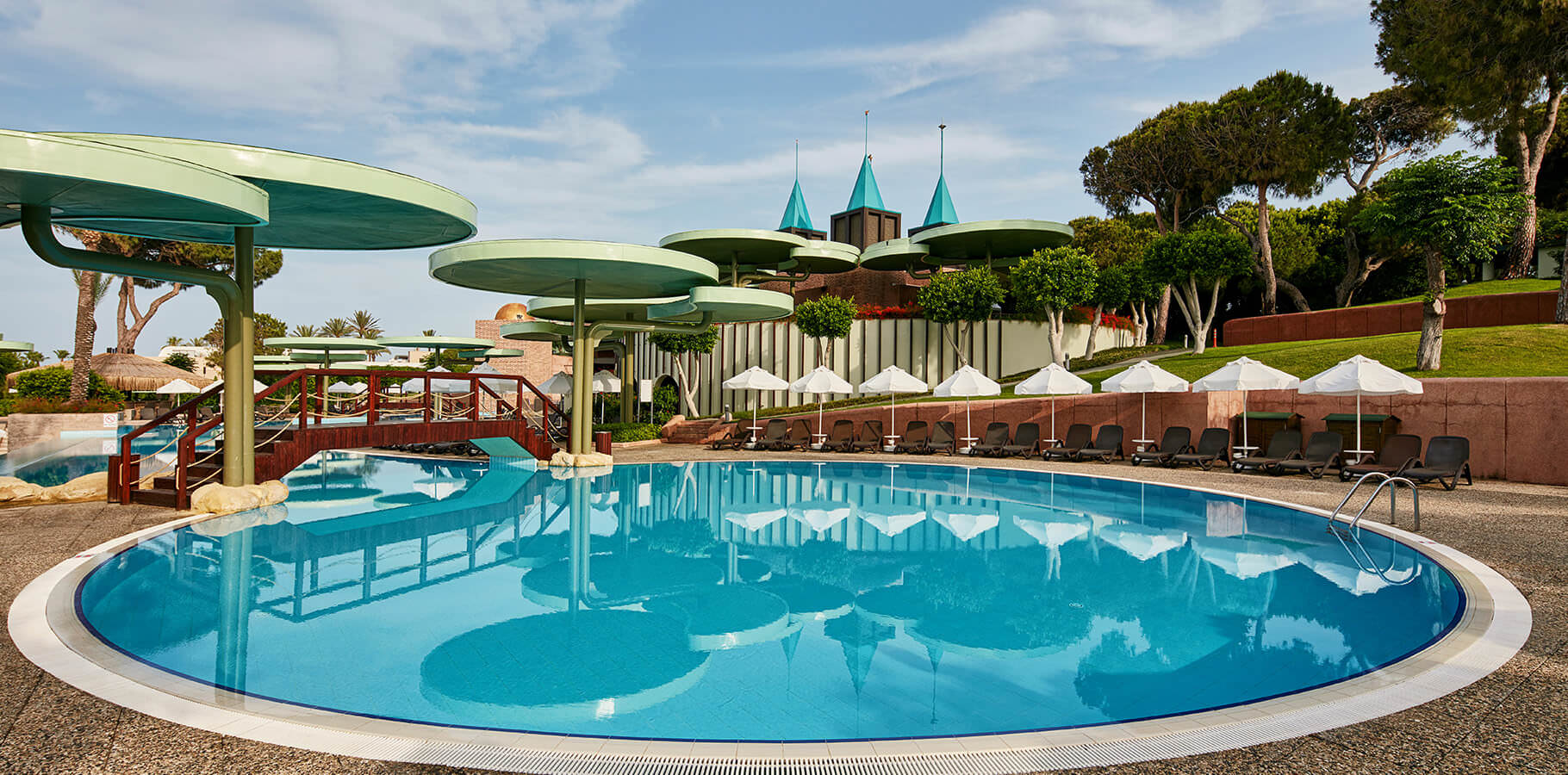 Gloria Verde Resort Pool-5