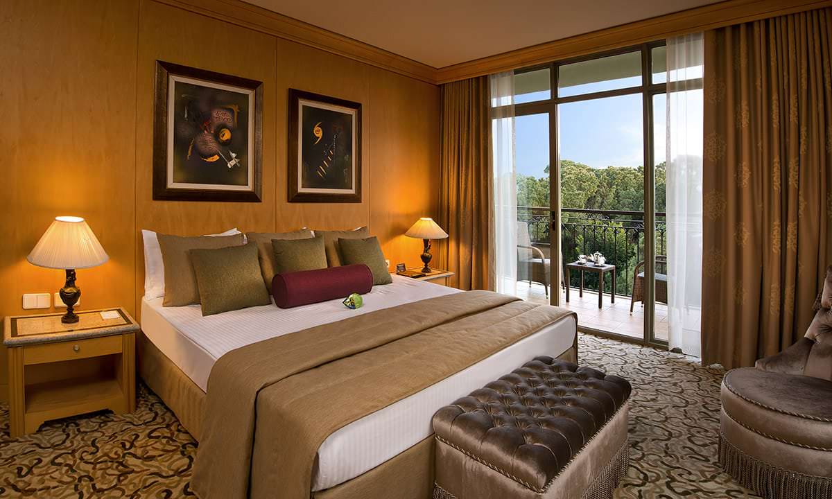 Gloria Verde Resort King Suite 3
